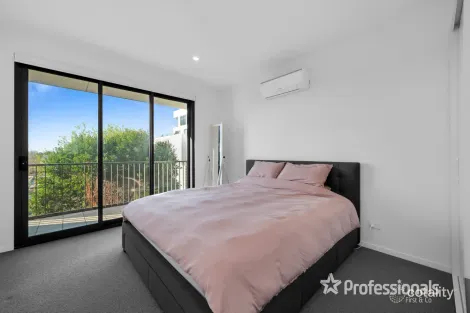 Property photo of 2/3 Adelaide Street McKinnon VIC 3204