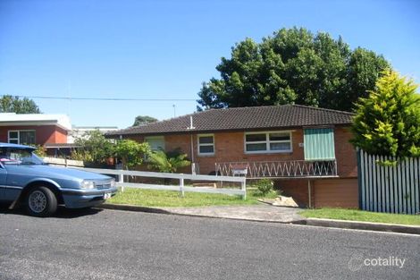 4 Sierra Cres, East Gosford, NSW 2250