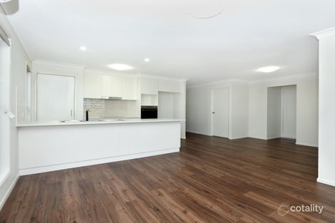 Property photo of 2/100 Sanctuary Drive Cranley QLD 4350