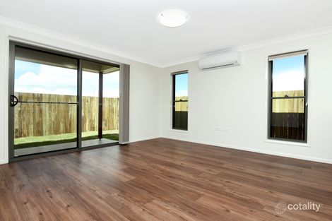 Property photo of 2/100 Sanctuary Drive Cranley QLD 4350