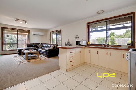 Property photo of 2/16 Songlark Crescent Werribee VIC 3030