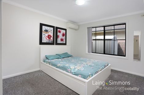 Property photo of 2/158-160 Canberra Street St Marys NSW 2760