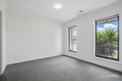 Property photo of 115 Bensonhurst Parade Point Cook VIC 3030