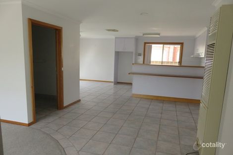 Property photo of 2/24 Thomas Mitchell Drive Wodonga VIC 3690