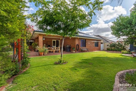 Property photo of 15 Lynnburn Pass Carramar WA 6031