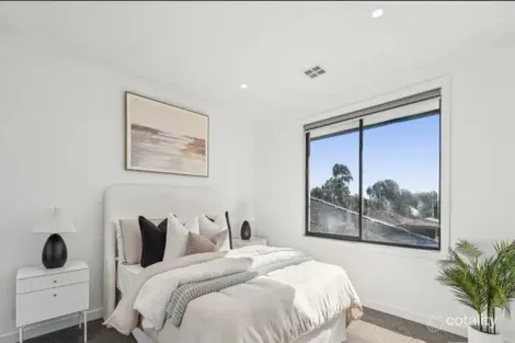 Property photo of 17 Roberts Avenue Hoppers Crossing VIC 3029
