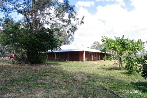 Property photo of 10 Brisbane Crescent Barellan Point QLD 4306