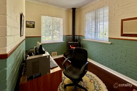 Property photo of 21 Stepney Road Armadale WA 6112