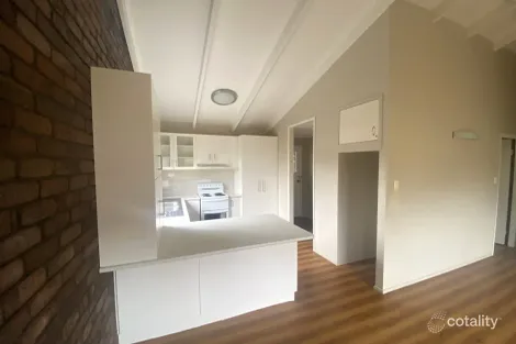 Property photo of 1/183 Ramsay Street Centenary Heights QLD 4350