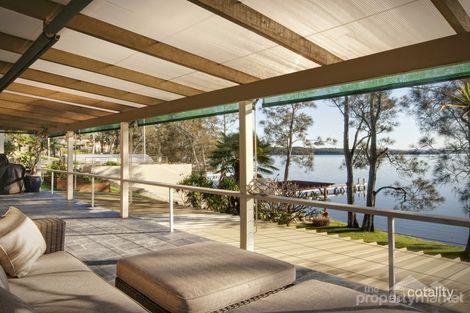 Property photo of 12 Bambury Avenue Summerland Point NSW 2259