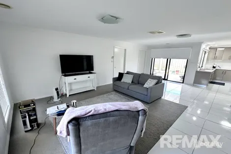 Property photo of 88 Mima Street Glenfield Park NSW 2650