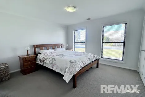 Property photo of 88 Mima Street Glenfield Park NSW 2650