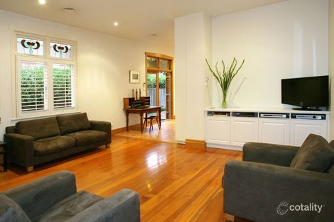 Property photo of 158 Ormond Road Elwood VIC 3184