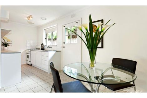 Property photo of 11/14 Yarralea Street Alphington VIC 3078