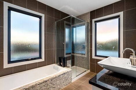 Property photo of 1 Moorhead Avenue Mornington VIC 3931