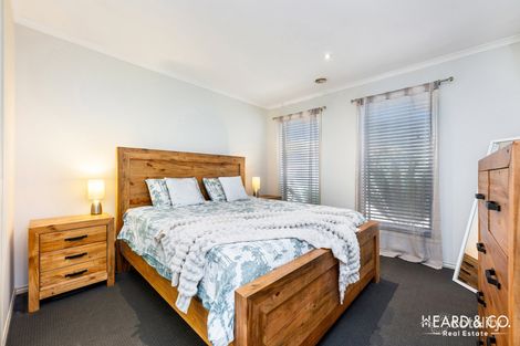 Property photo of 11 Falcon Drive California Gully VIC 3556