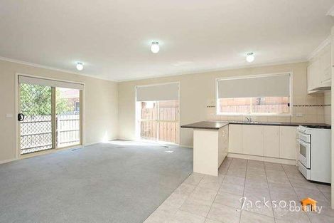 Property photo of 3/18 Olive Road Eumemmerring VIC 3177