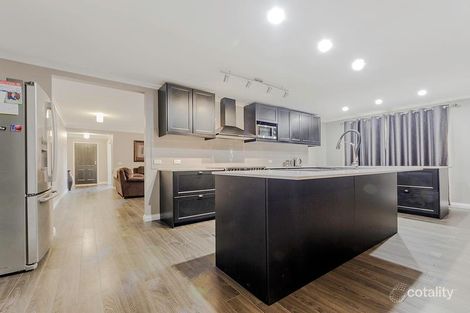 Property photo of 38 Clarafield Crescent Tarneit VIC 3029