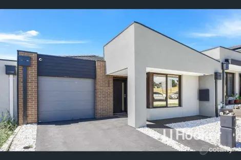 8 Compass Rise, Hampton Park, VIC 3976