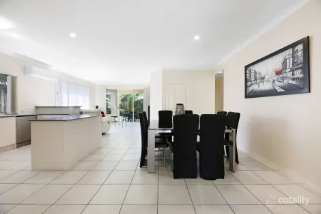 Property photo of 6 Palma Crescent Varsity Lakes QLD 4227