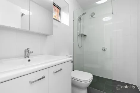 Property photo of 2/1555 High Street Glen Iris VIC 3146