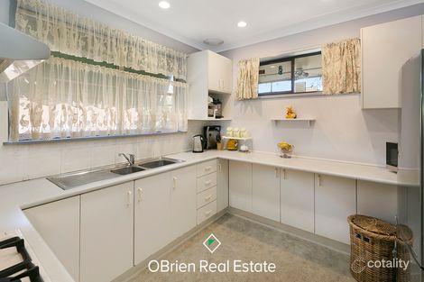 Property photo of 68 Rosemary Crescent Frankston North VIC 3200