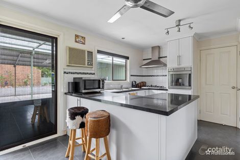 Property photo of 17 Victoria Street Carisbrook VIC 3464