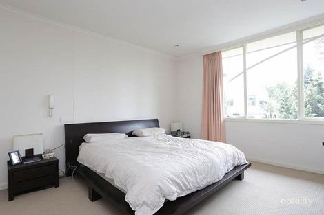 Property photo of 2/18 Burwood Road Hawthorn VIC 3122