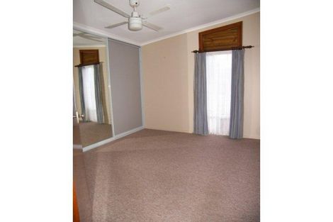 Property photo of 42 Bambil Crescent Dapto NSW 2530