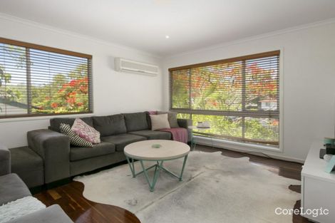 Property photo of 27 Molesworth Street Seventeen Mile Rocks QLD 4073