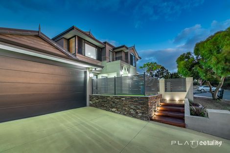 Property photo of 32 Castle Rock Turn Joondalup WA 6027