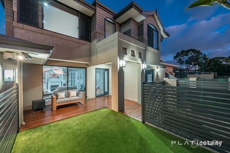 Property photo of 32 Castle Rock Turn Joondalup WA 6027