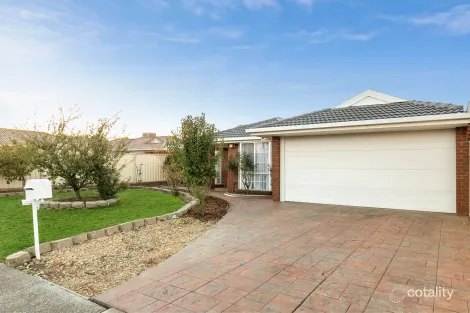 Property photo of 28 Catherine Drive Hillside VIC 3037