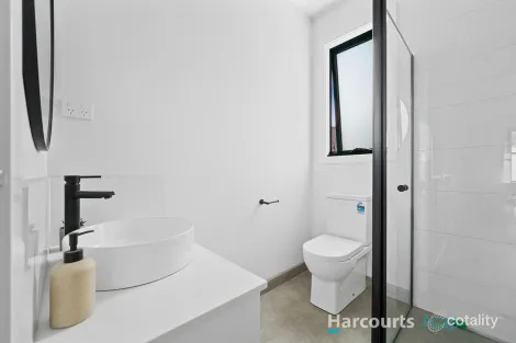 Property photo of 5/32 Lyall Street Cranbourne VIC 3977