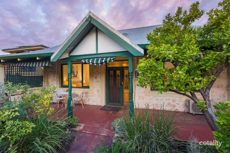 28 East St, East Fremantle, WA 6158