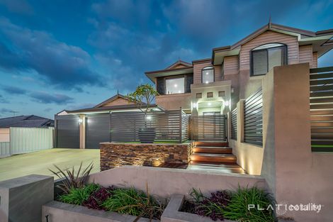 Property photo of 32 Castle Rock Turn Joondalup WA 6027