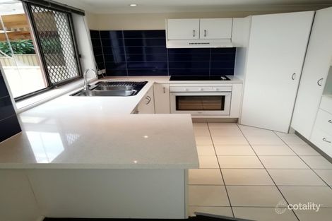 2 Karbunya St, Mermaid Waters, QLD 4218