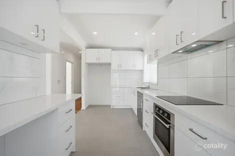 40 Lawn Rd, Noble Park, VIC 3174