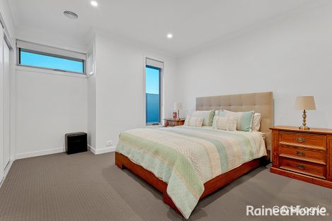 Property photo of 24 Merlin Street Craigieburn VIC 3064