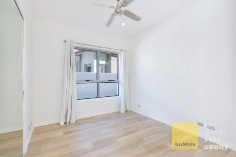 Property photo of 2819 Gracemere Drive Hope Island QLD 4212