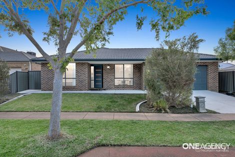 4 Menzies Ave, Point Cook, VIC 3030