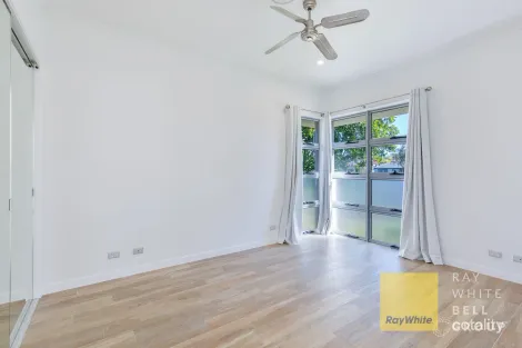 Property photo of 2819 Gracemere Drive Hope Island QLD 4212