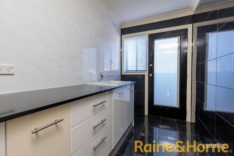Property photo of 20 Pinehurst Avenue Dubbo NSW 2830
