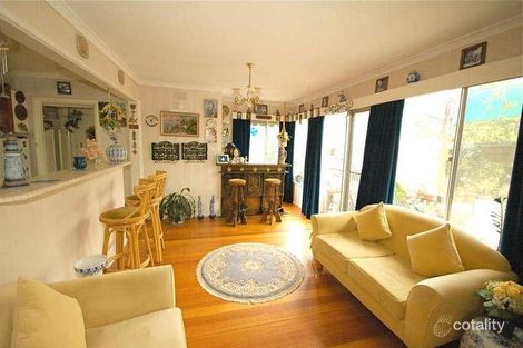 Property photo of 35 Emerald Drive Springvale VIC 3171