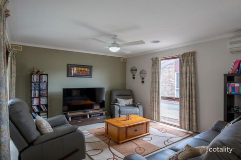 Property photo of 2/4-6 Brand Street Sale VIC 3850