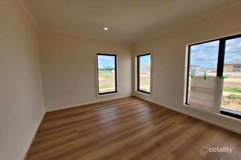 Property photo of 46 Stellar Road Bonnie Brook VIC 3335