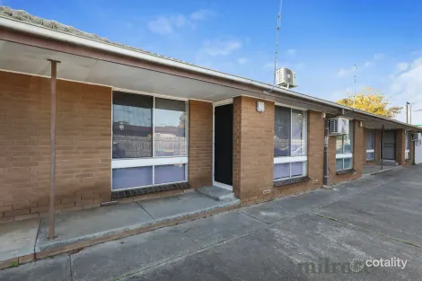 4/12 Manly St, Werribee, VIC 3030