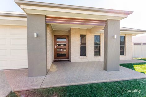 Property photo of 8 Wright Street Emerald QLD 4720