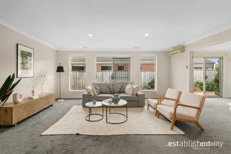 Property photo of 28 Tyler Crescent Tarneit VIC 3029