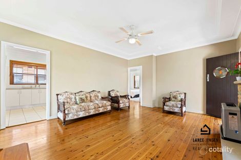 Property photo of 9 Naru Street Marks Point NSW 2280